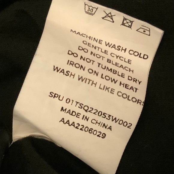 Bloom chic Black Top Blouse with Gold Chain Neckline Short Sleeve Good Condition - Picture 9 of 9